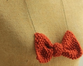 knit bowtie necklace