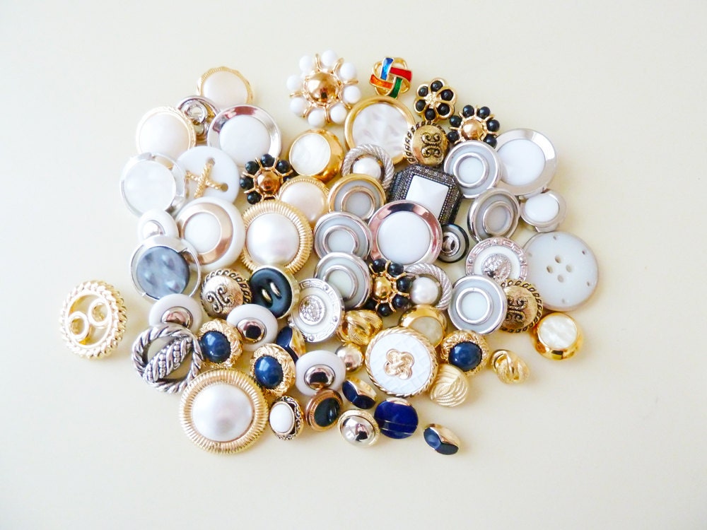 Fancy Decorative Buttons Lot, Pirates Booty Mix