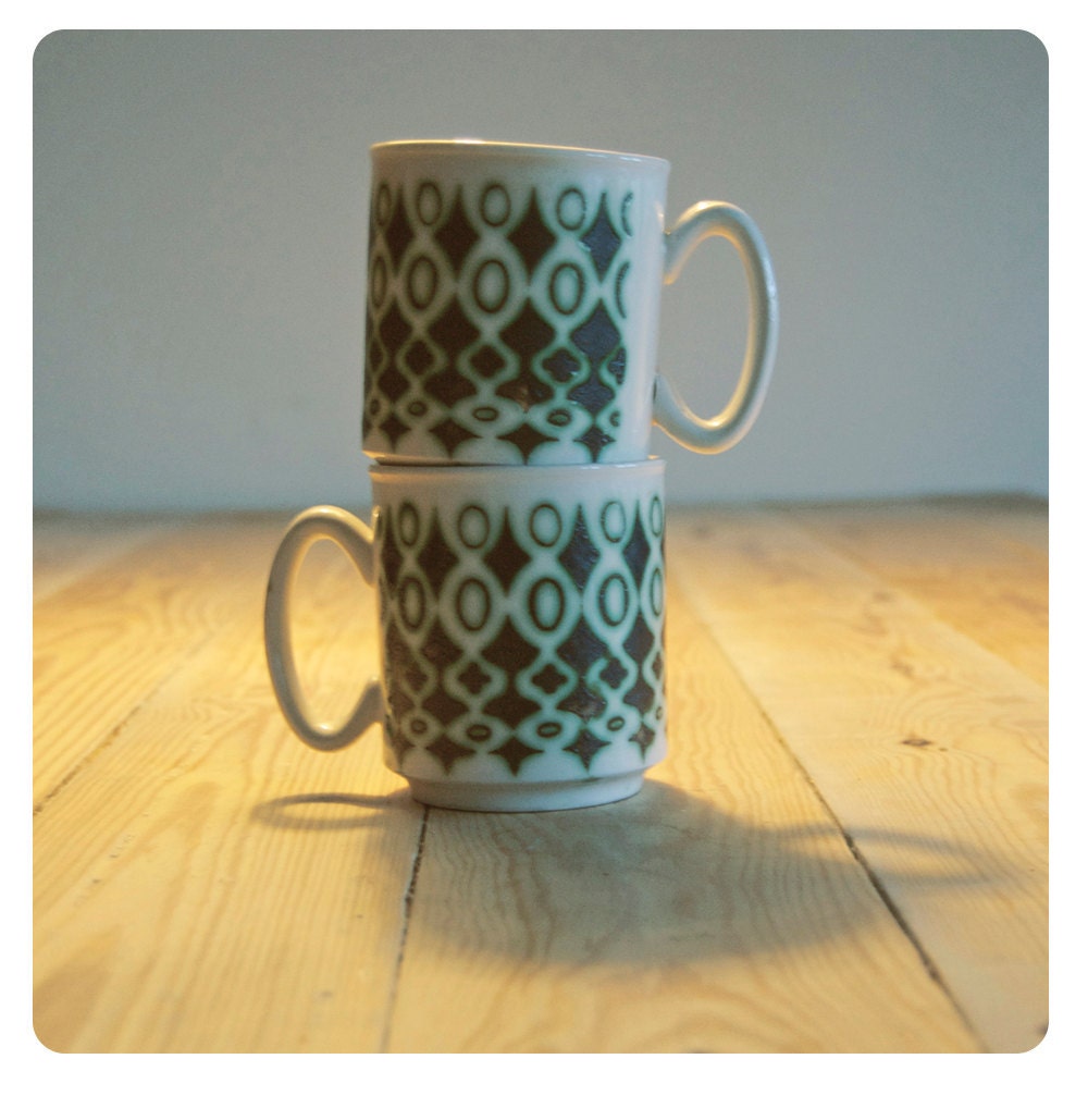 SALE 15 PERCENT OFF - English mugs. White and green retro style 1960s  A set of two.