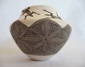 Superb Rebecca Lucario Acome Fine Line Pottery Bowl Native American Indian Signed