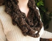 Crochet Yarn Necklace Scarf Brown Tweed Bobble Chunky 5 Yards