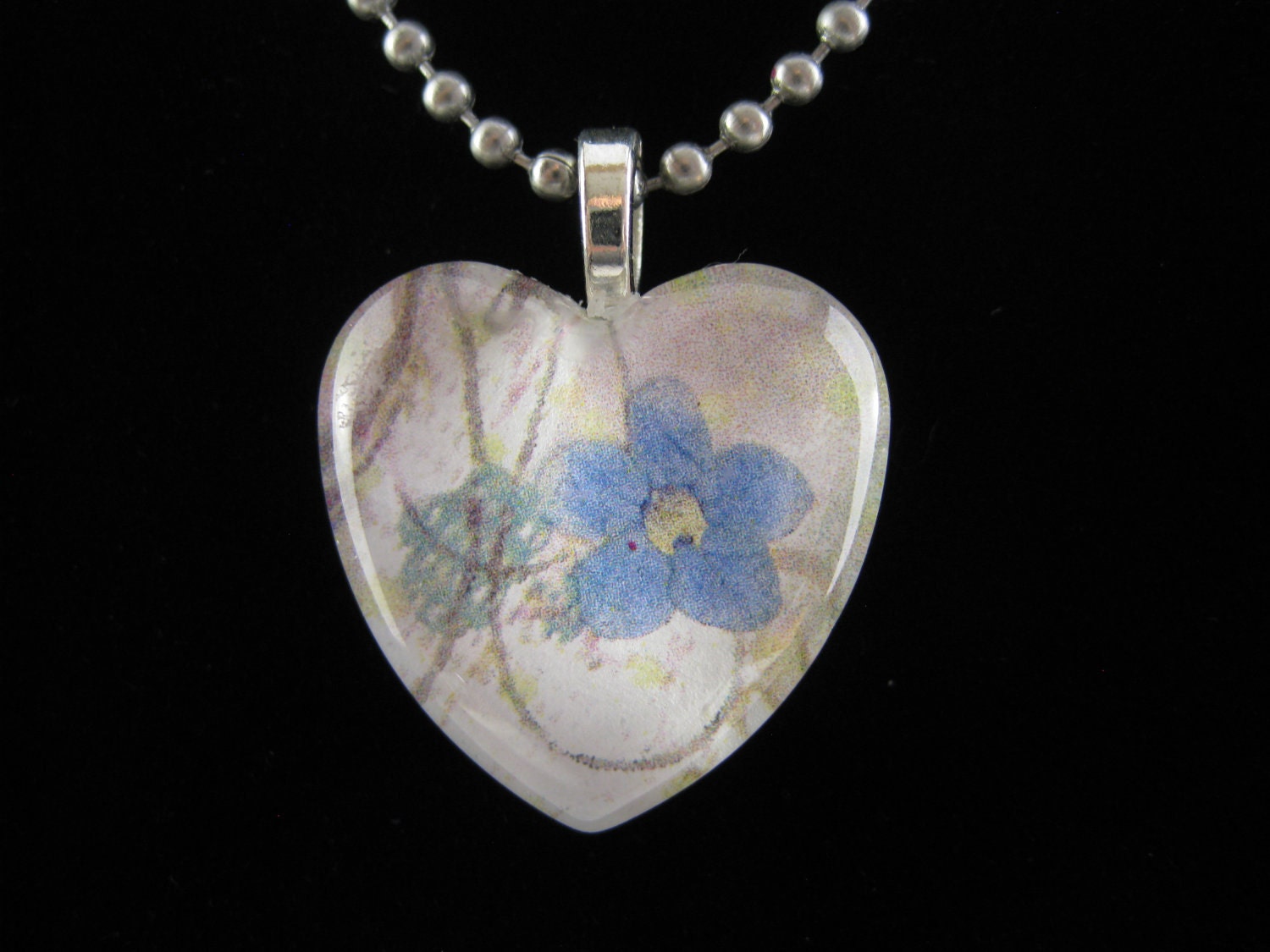 Glass Pillow Top Forget Me Not Heart Pendant