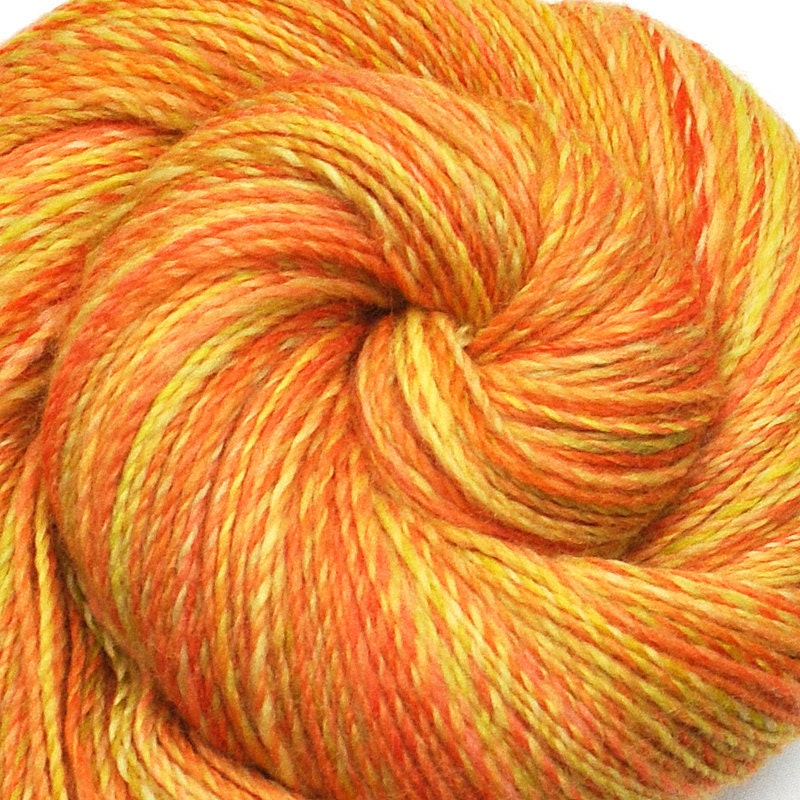 Handspun yarn - CITRUS SUNSHINE - Handpainted Merino x Corriedale wool, DK weight. 440 yds.