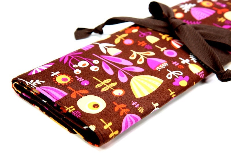 Large Knitting Needle Case Organizer POPPY DOT 30 brown pockets for all sizes, circular, straight, dpn, or paint brushes