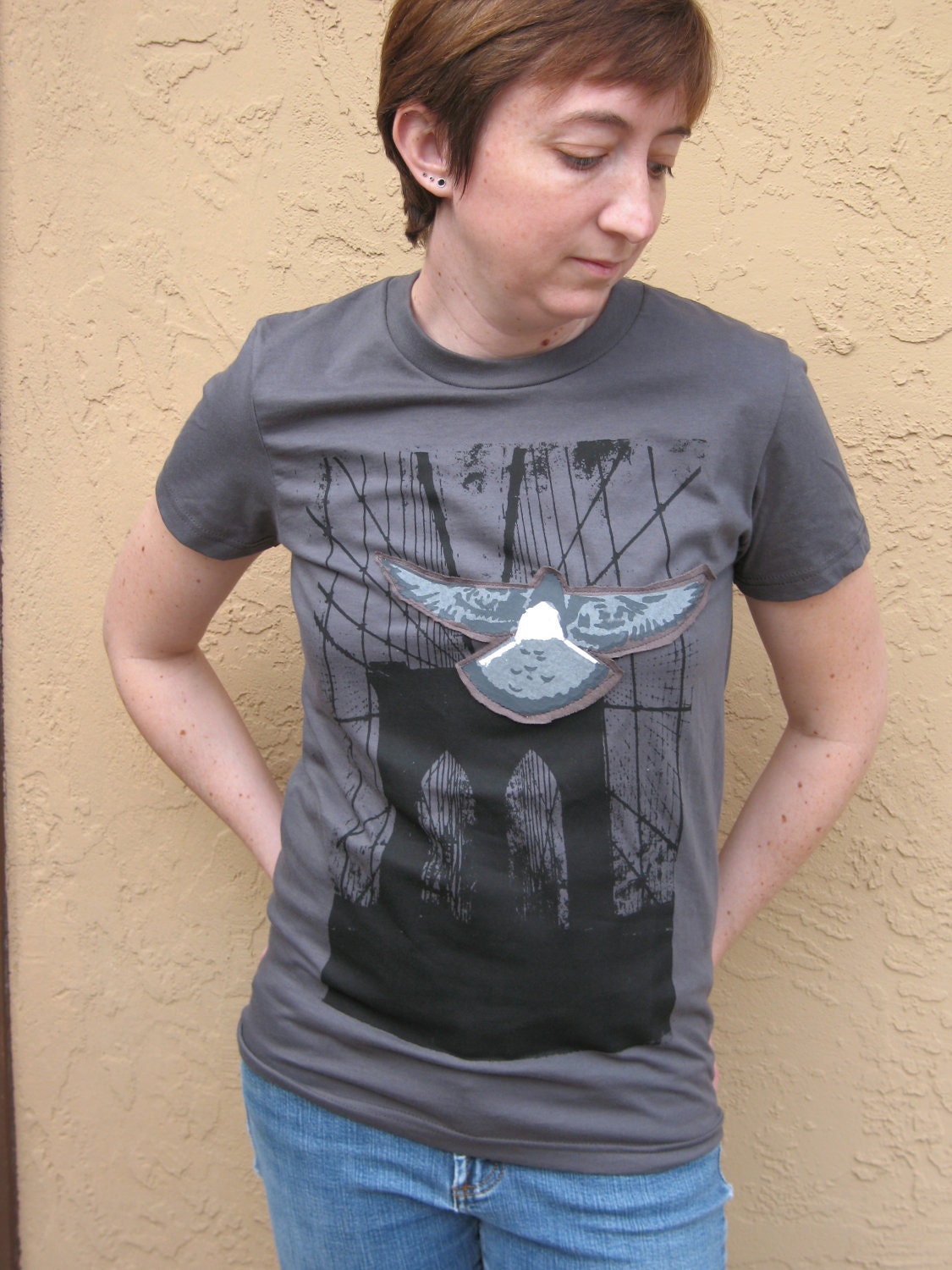 Brooklyn Bridge Pigeon New York T-shirt