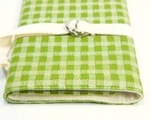 SHORT - dpns or Circular Knitting Needle Organizer Case - Stitches on Green Grass - 24 natural cotton pockets