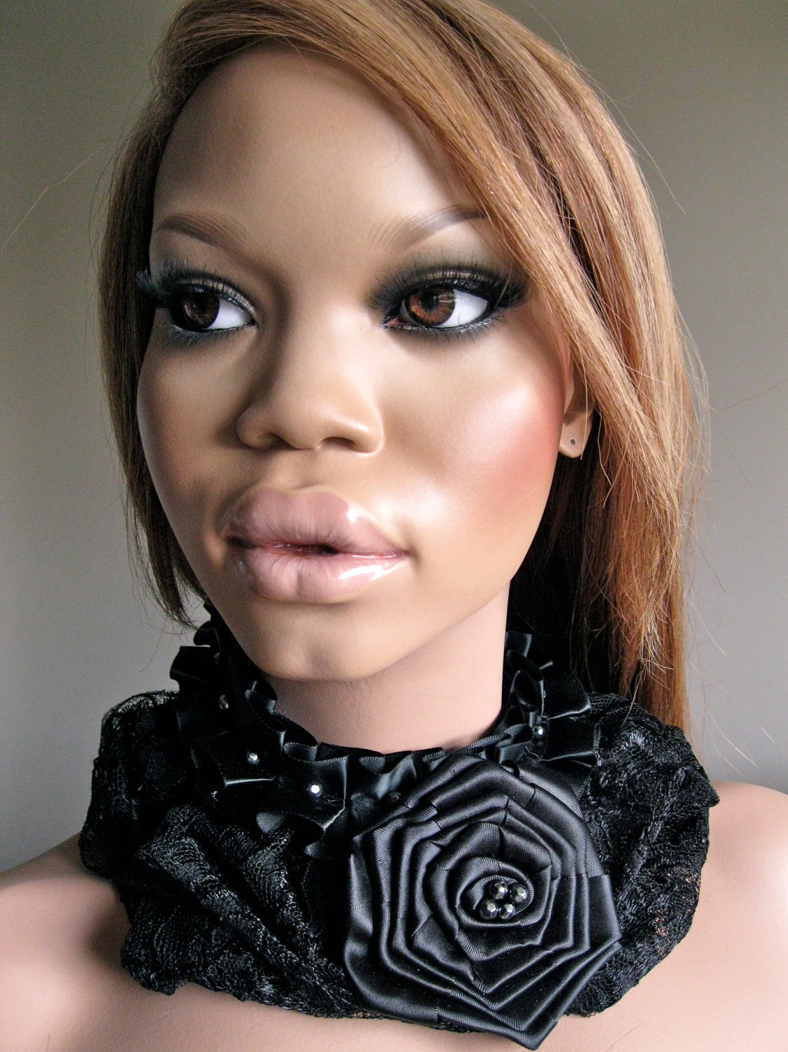 Sale Lolita: Shabby Chic Lace Collar/ Bib