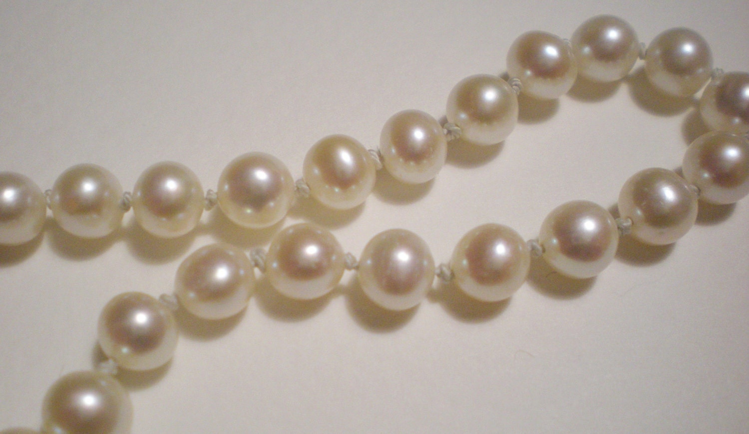 SALE (was 35.00) 7.75" white freshwater PEARL bracelet