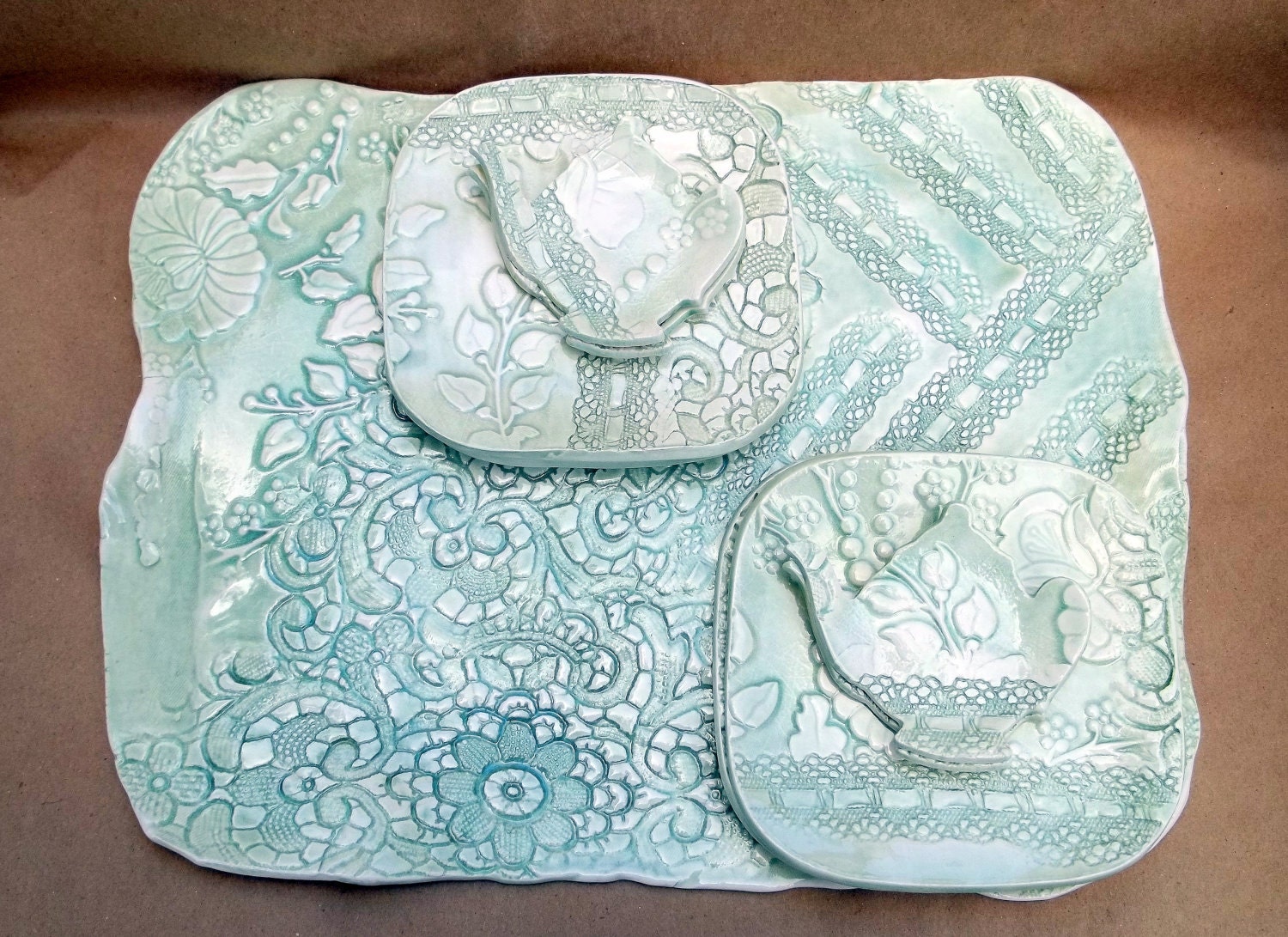 Ceramic Platter with Four Dessert plates and Teabag Holders