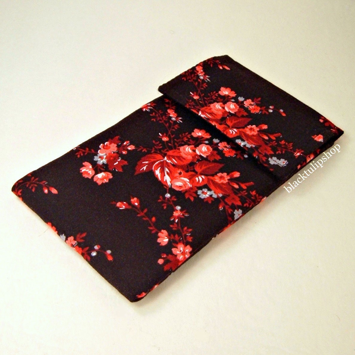 Retro Red Roses Floral Classic Lolita Fabric Sunglass/Eyeglass Case/Pouch