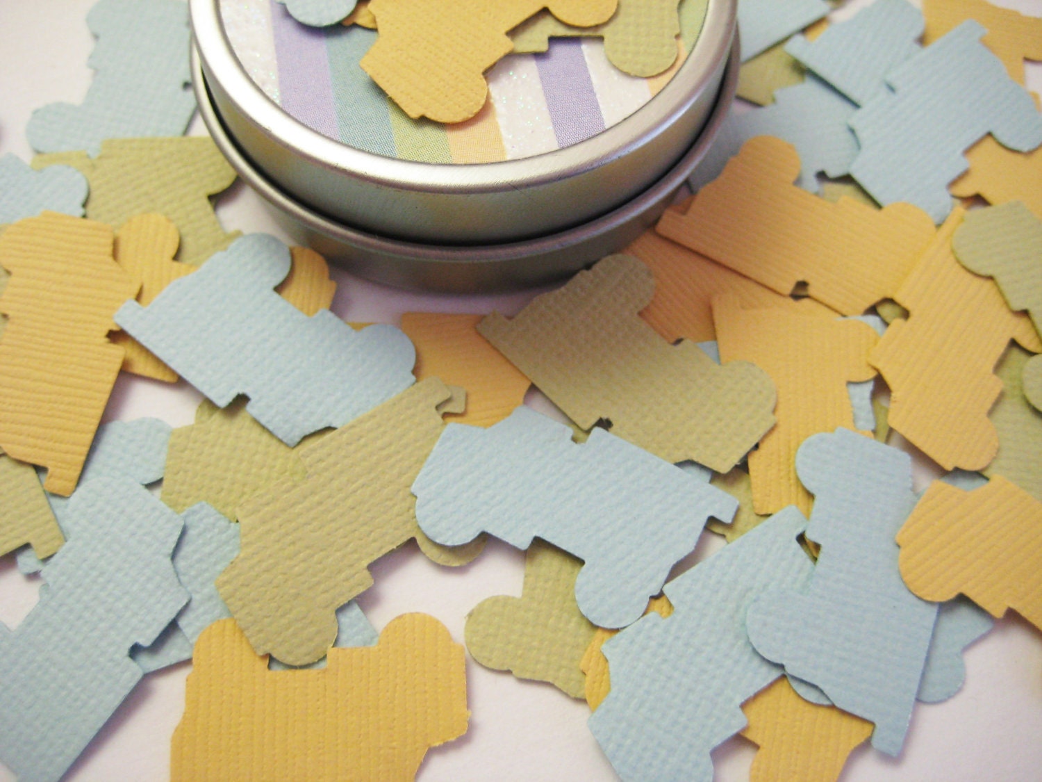Dump truck confetti 48 pieces