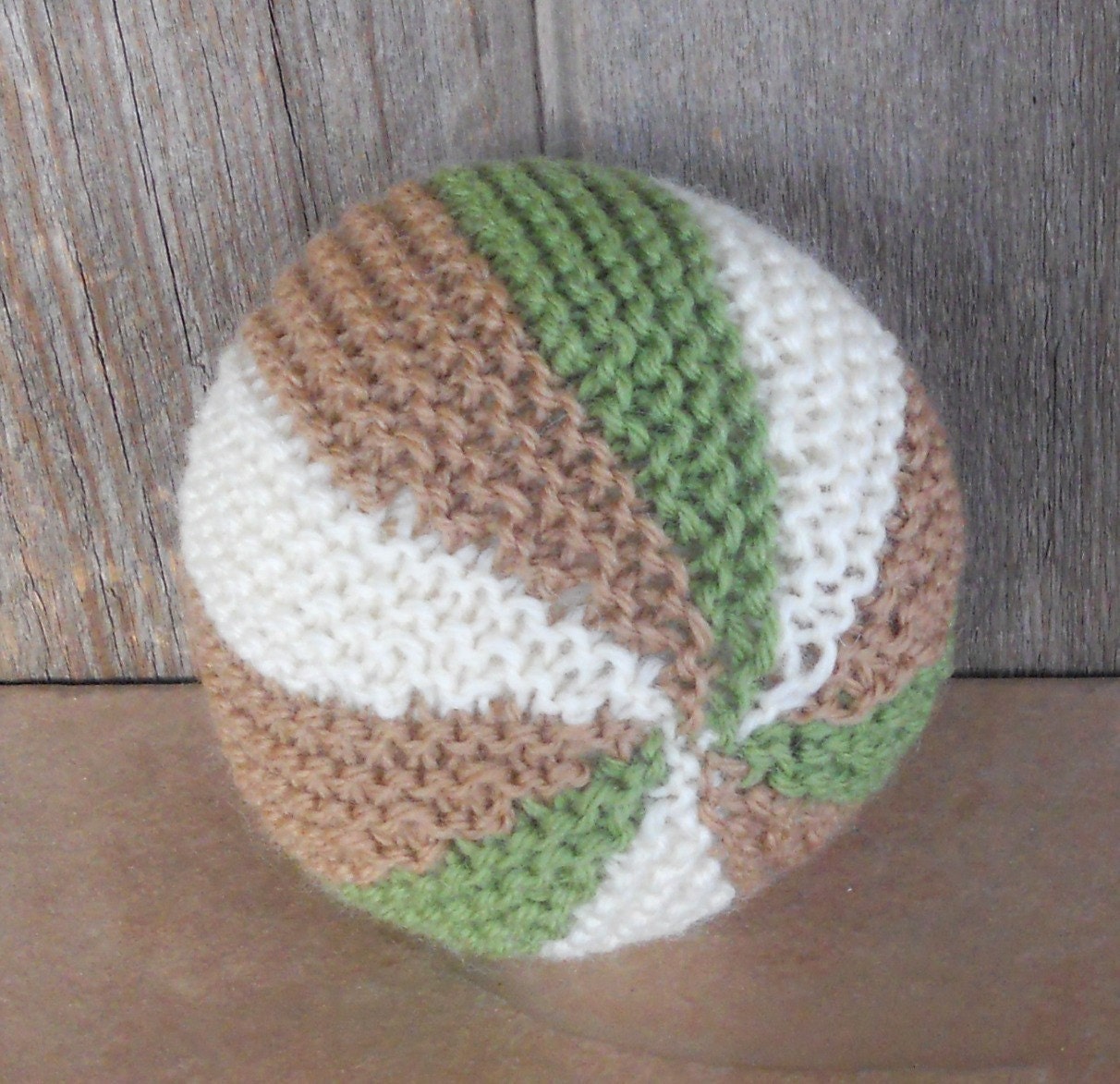 Waldorf Toy - Natural Wool HandKnit Ball - Soft Game - Baby Toy