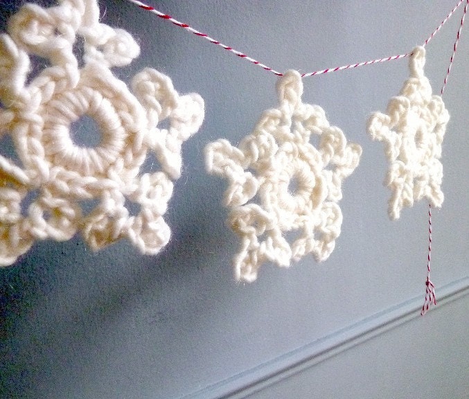Christmas Snowflake Garland - Crochet Snowflakes - Christmas Decoration