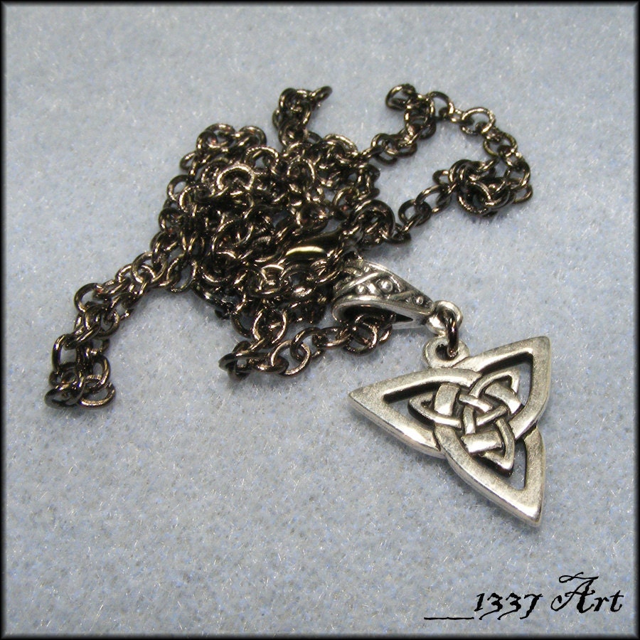 Mens Celtic Necklace, Gunmetal Chain 20 Inches