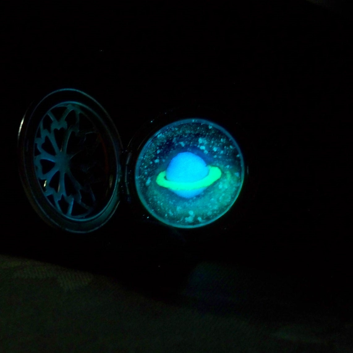 Glow in the Dark Galaxy Pendant - Silver Plated Disc Locket with Glowing Planet and Stars