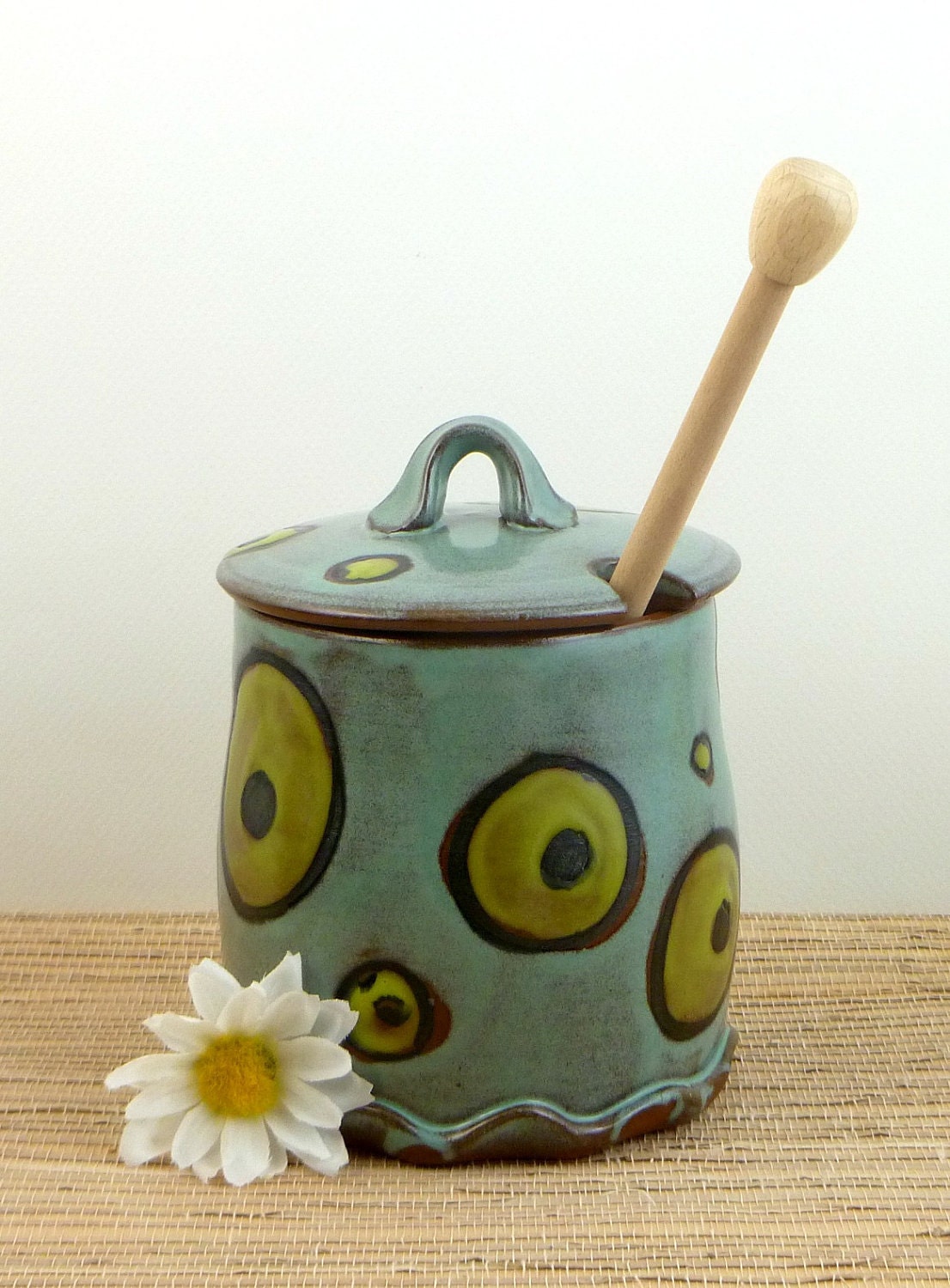 Ceramic Honey Pot with dipper