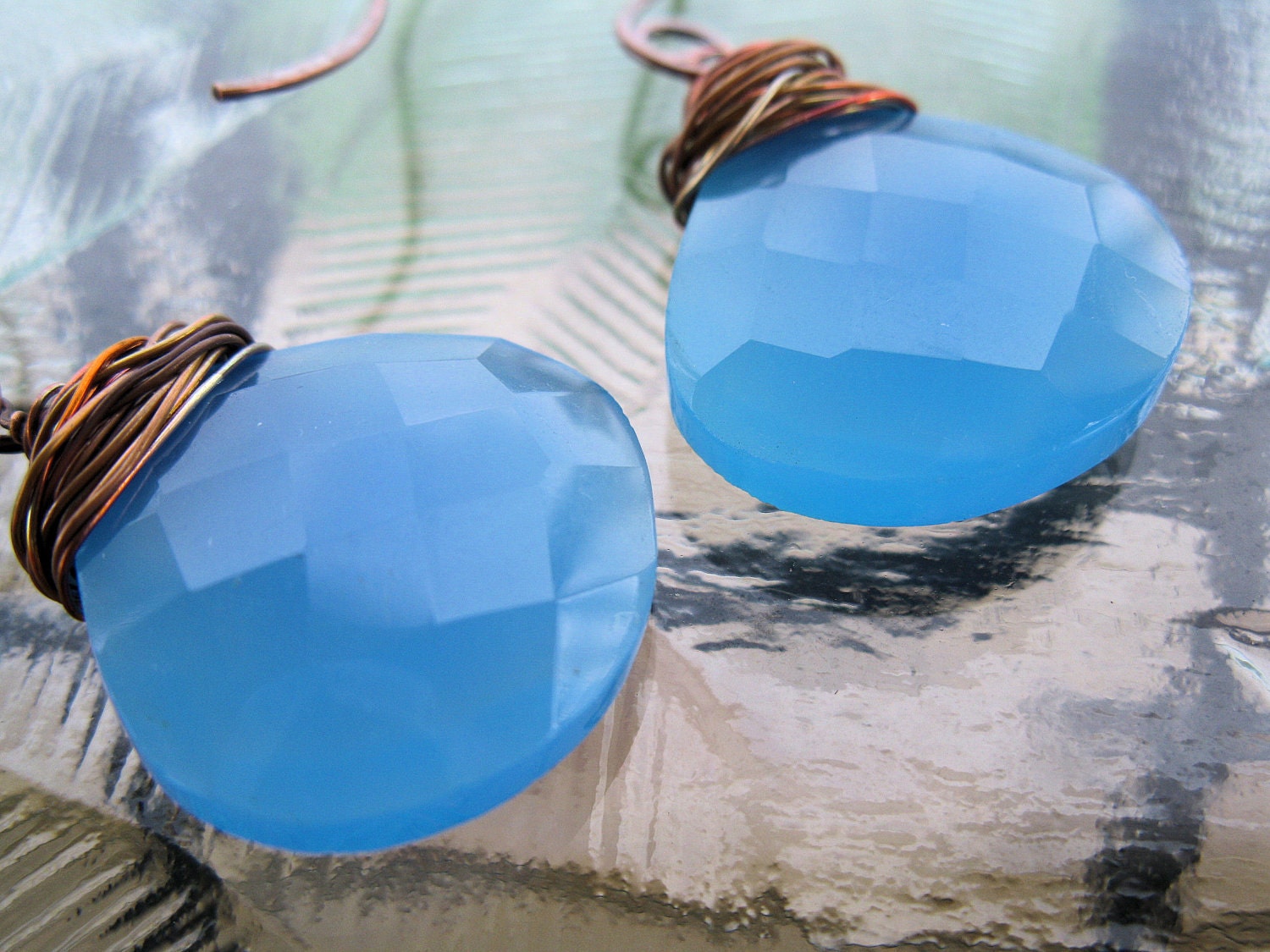 Earrings Mediterranean Blue Chaledony Heart Copper Wrapped