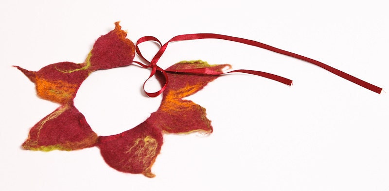 Felted necklace Autumn Leaves - bordeaux, lime