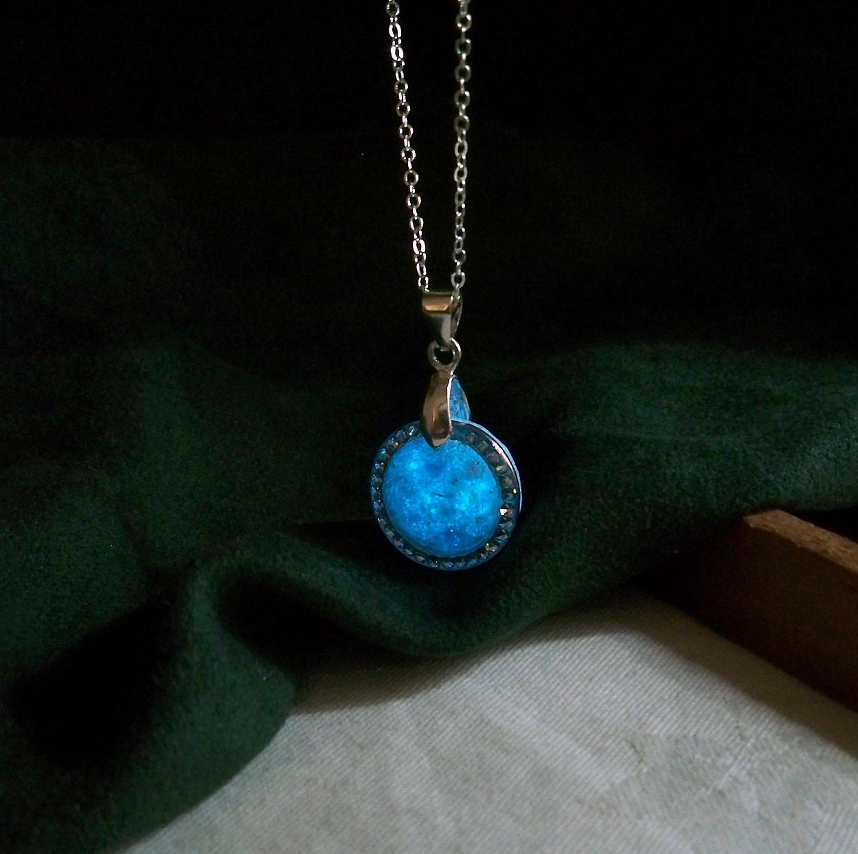 Faceted Glow - Magical Glow in the Dark Gemstone Necklace - Crystal Pearl Ring Design