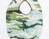 The Essential Bib in Sea Camouflage