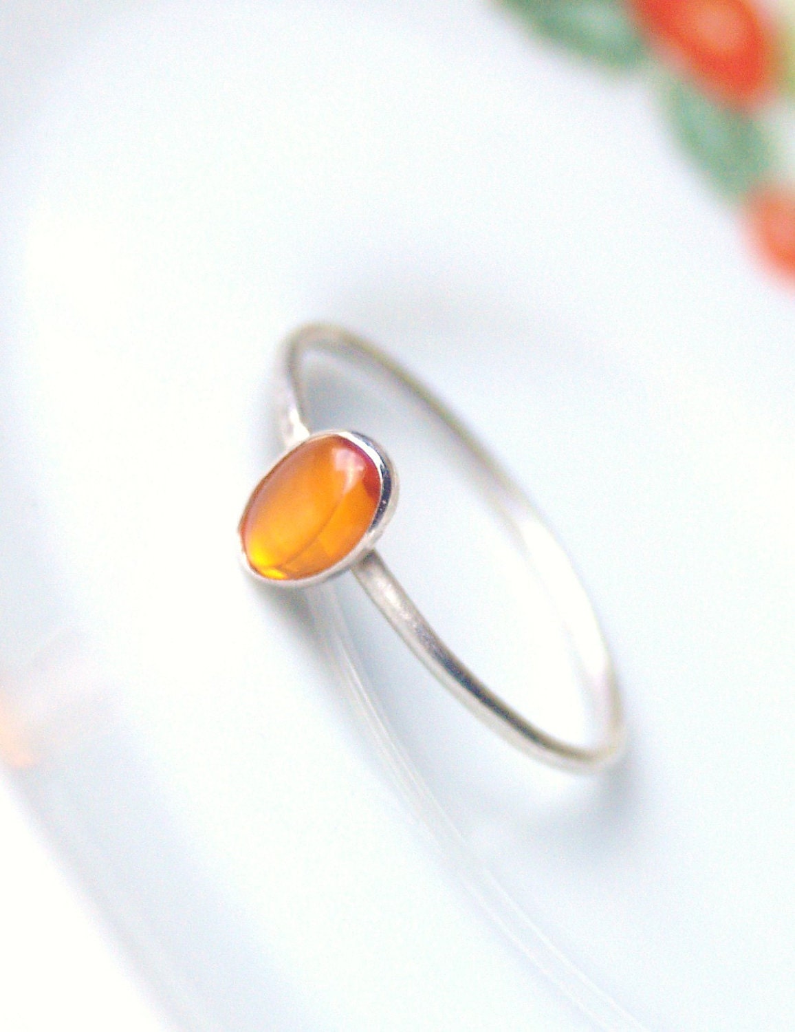 Tiny Amber Ring - proteales