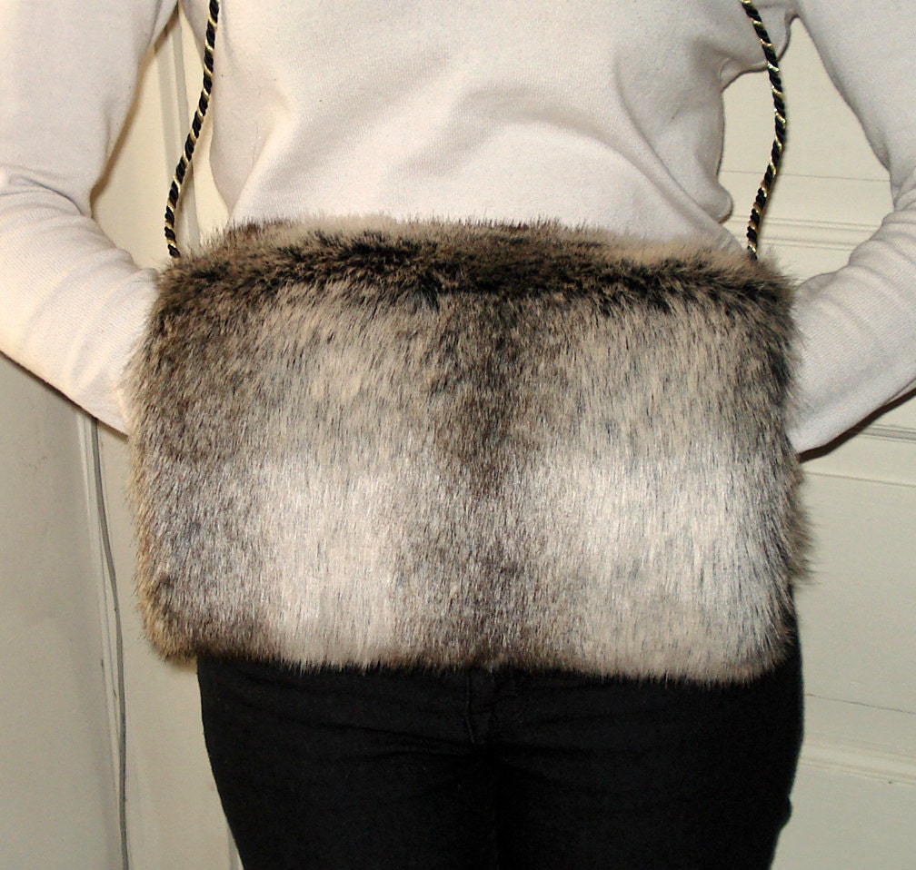 Chinchilla Faux Fur Muff Handwarmer - Perfect for Brides and Bridesmaids