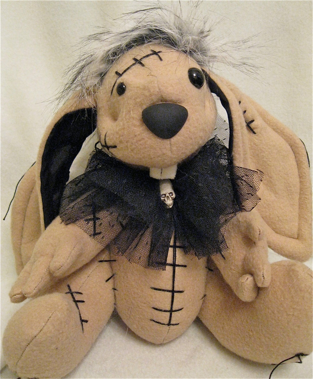 Kneeble Franken Bunny  : Odd Gothic Lolita  Doll