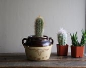 vintage longhorn crockery pot
