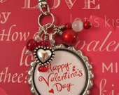 Happy Valentine's Day Key Chain   -  Cell Phone Charm  - Zipper Pull - Valentine's Day Gift - Red Hearts
