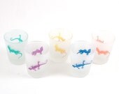 Frosted Shot Glasses with Chasing Geckos design - Set of 5 - Custom Painted