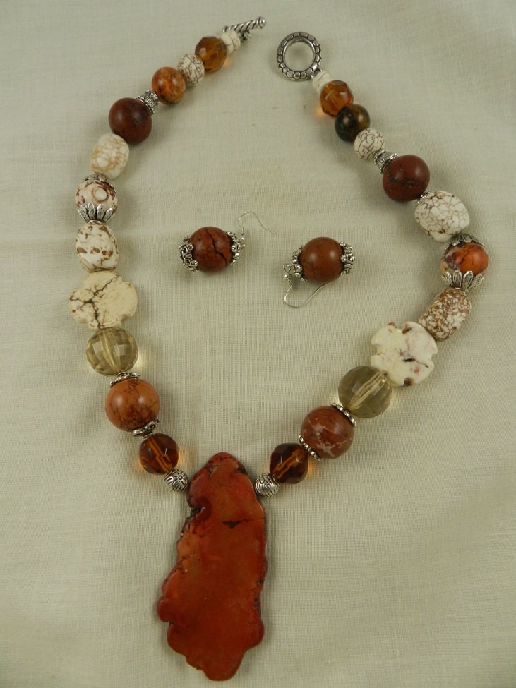 Turquoise Necklace Brown Pendant
