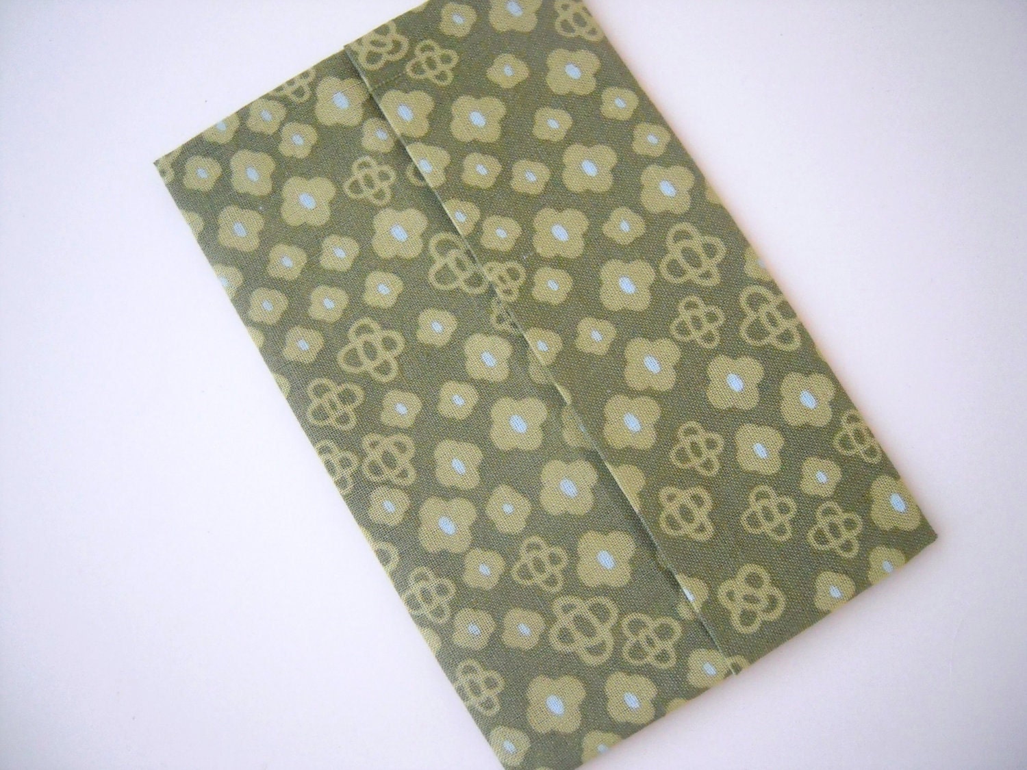 Tissue Case/Small Green Flower