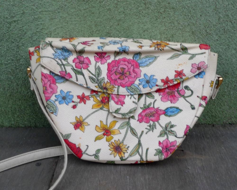 Vintage 60's Cream Floral Purse