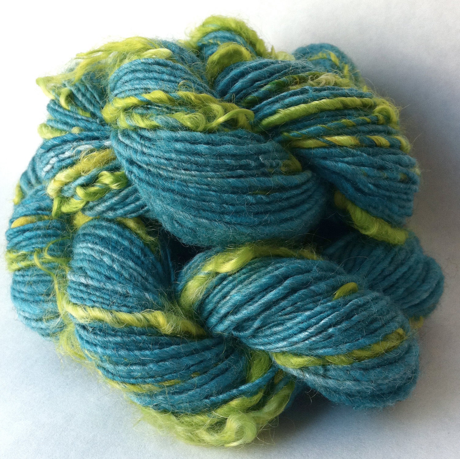 The Mariner's Revenge - handspun natural novelty yarn