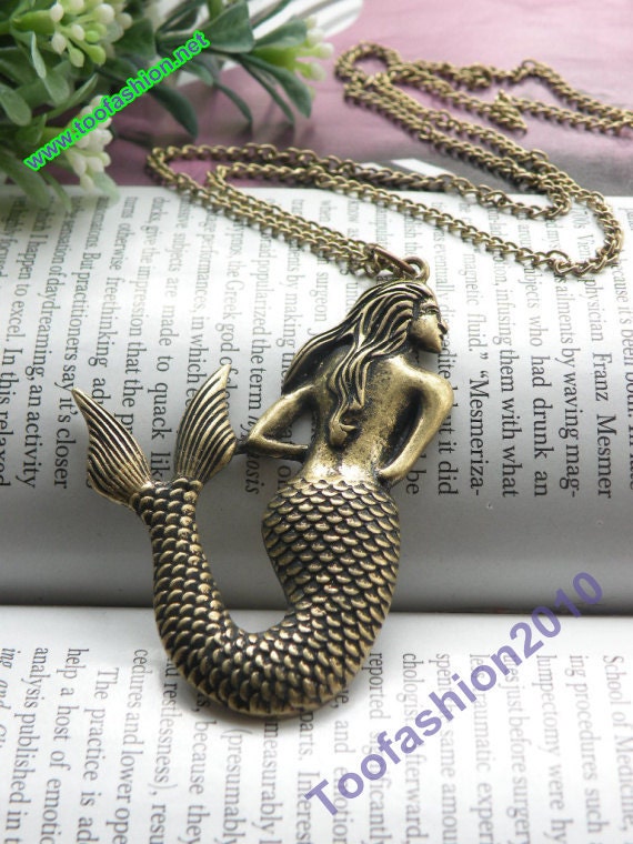 Pretty retro copper mermaid fish necklace pendant vintage style