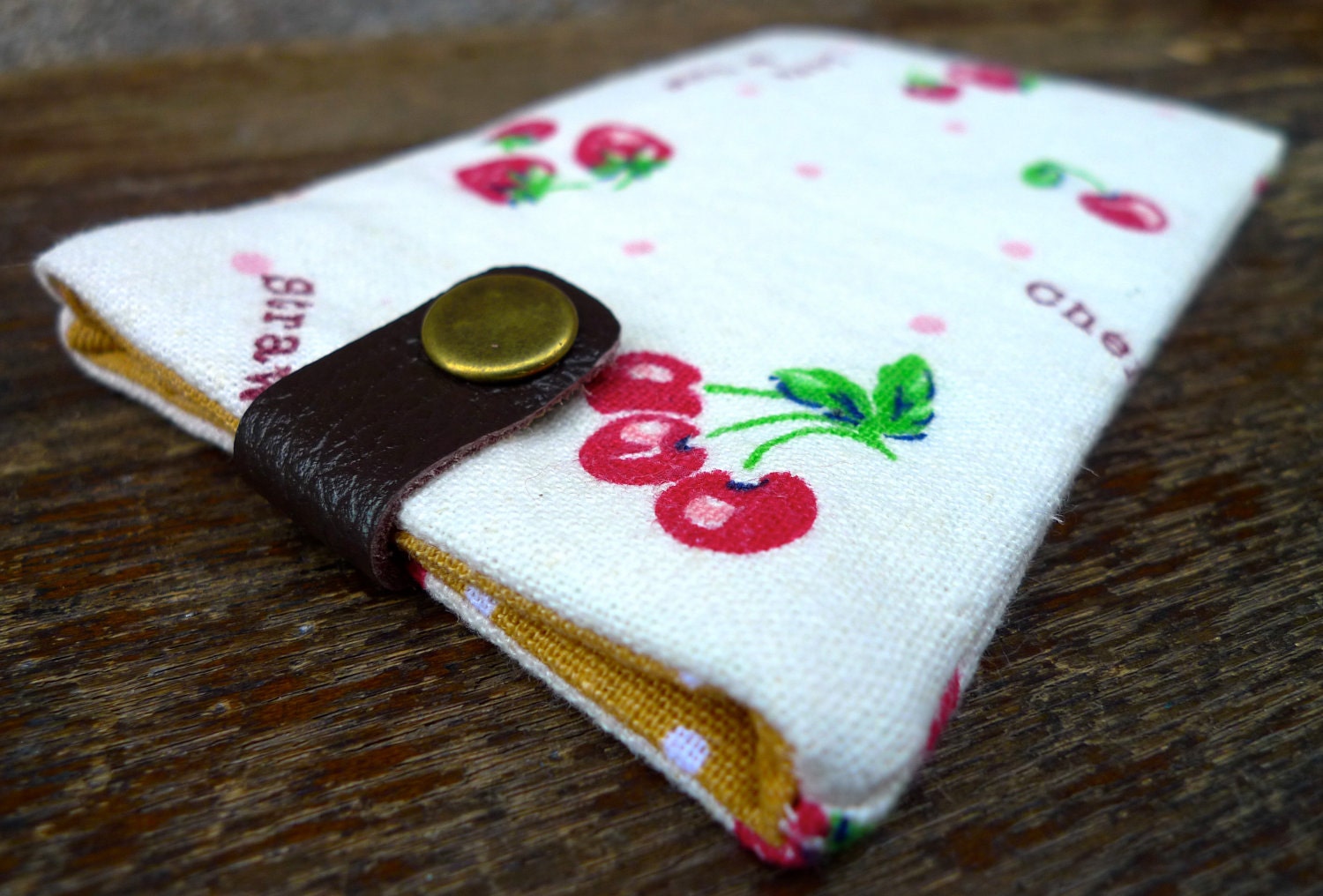 iPhone 4s, 4, 3g Padded Cute Sleeves - Love and Cute Cherry