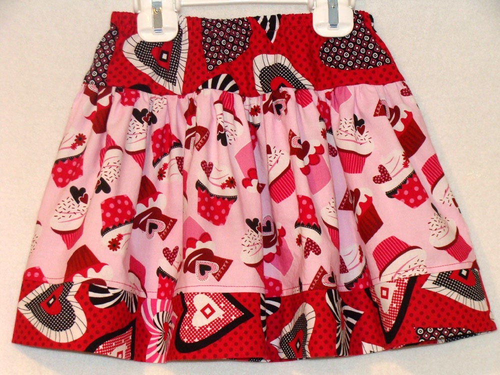 Cupcakes and Hearts Valentine's Gathered Garden Skirt Size 3 Toddler