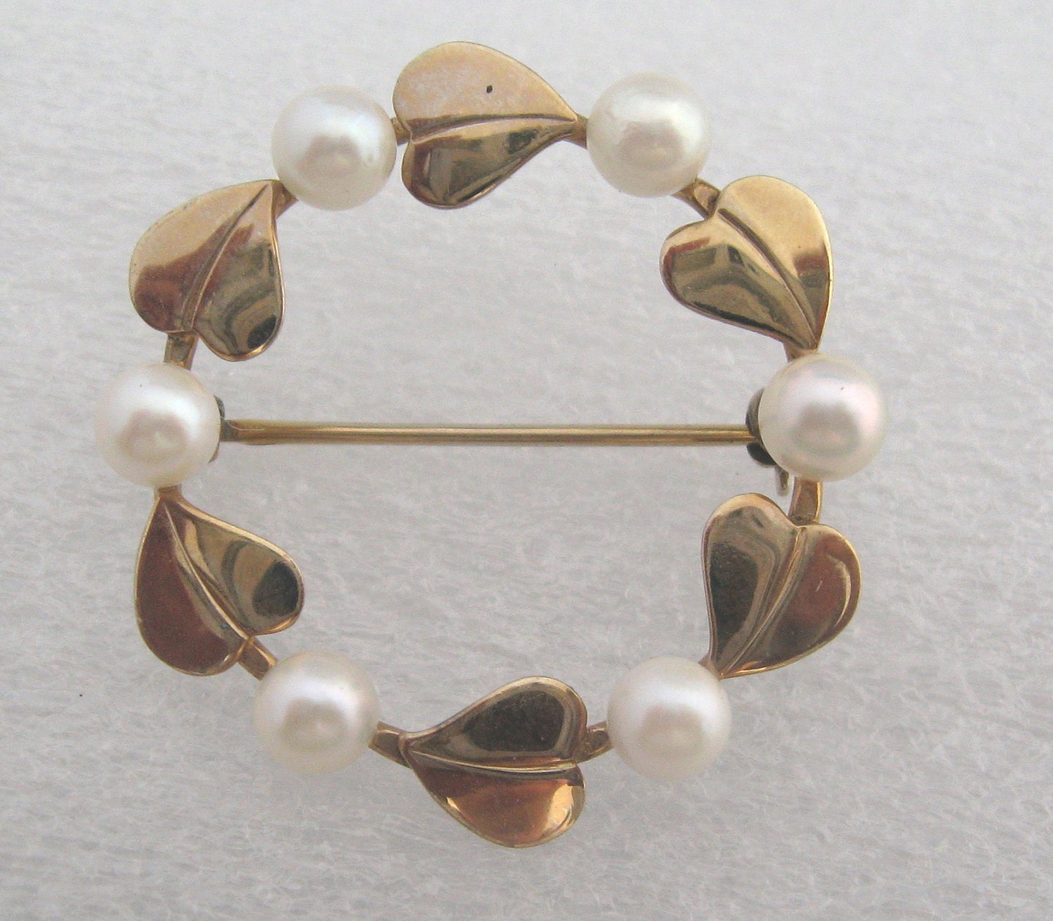 Heart Leaf Pearl WRE Signed Gold Filled Brooch Vintage