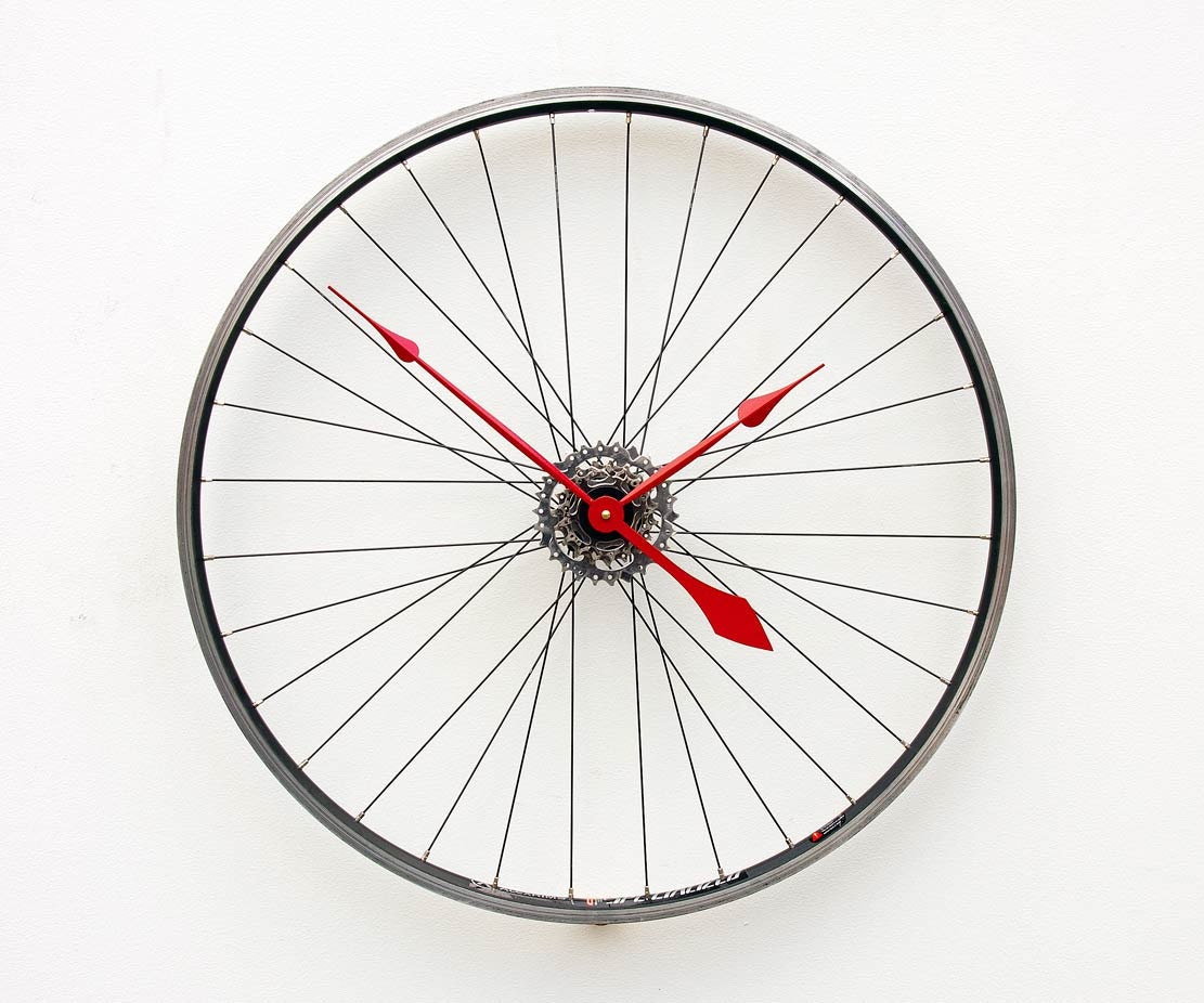 Recycled Bike Wheel clock