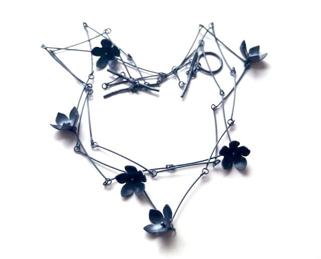 La Nuit Sterling Bell Flower Necklace