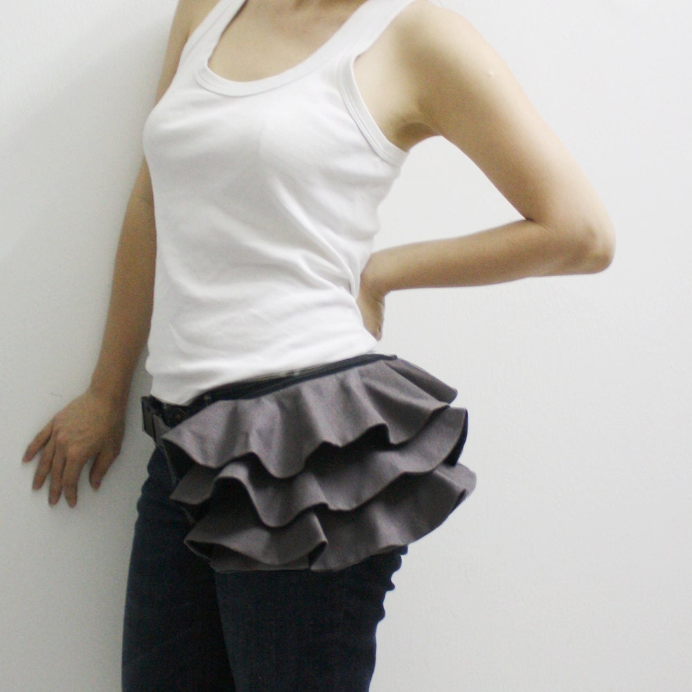 KINIES Ruffled Waist Purse in Gray - Fanny Pack / Hip Bag