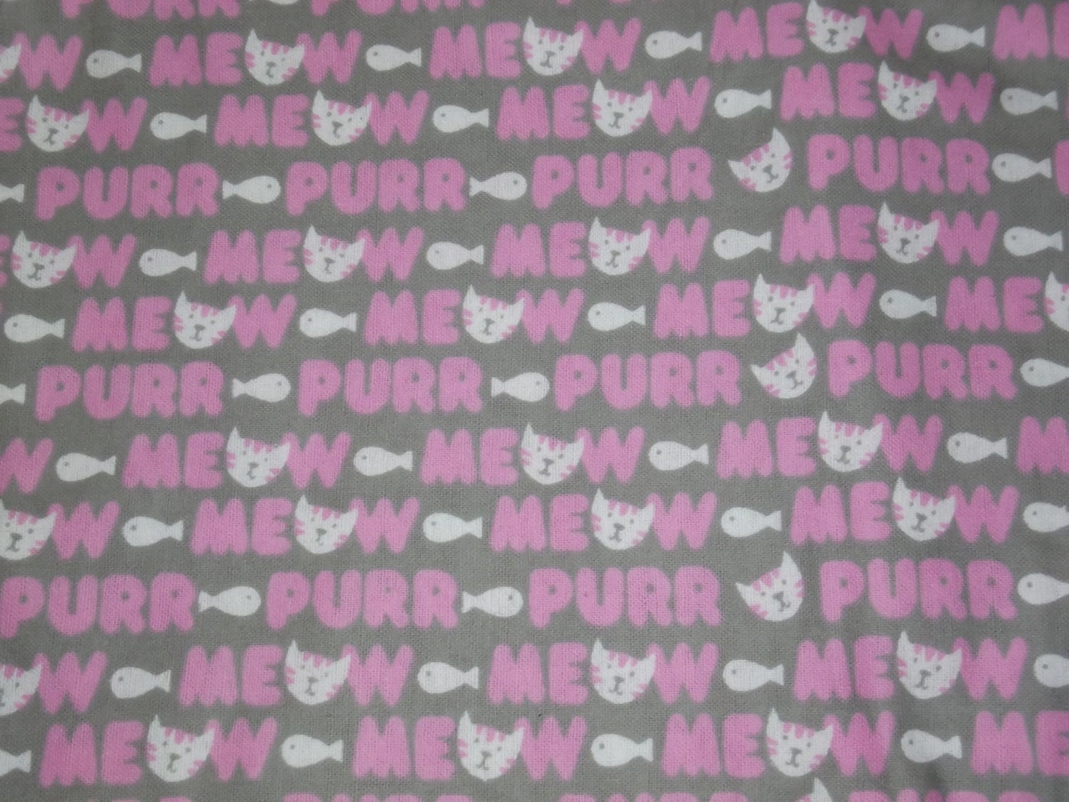 Pink meow cat bed