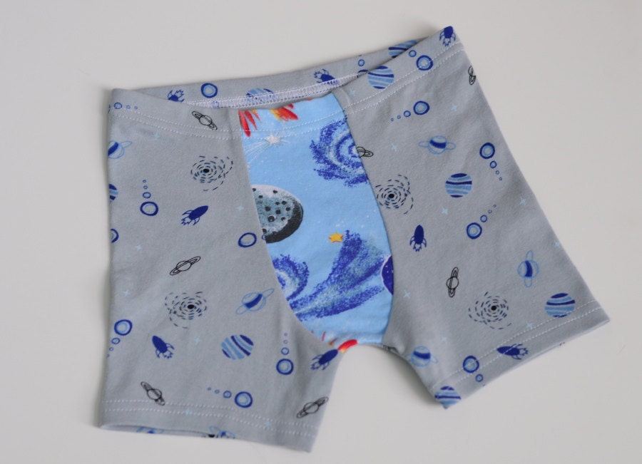 Out of this World boxer briefs, size 6/6x