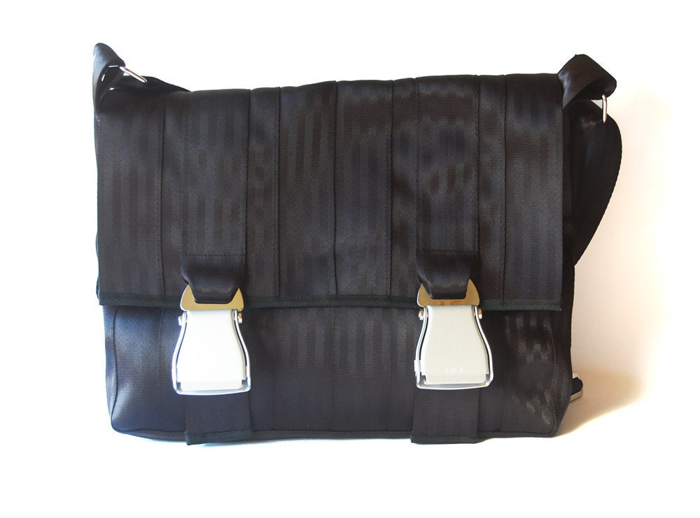SAMPLE SALE - Seatbelt Messenger Bag, Airline Belt closures, Unisex
