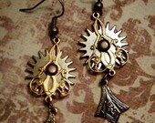 IN HIGH GEAR - Steampunk Victorian Novelty Brass Charm Earrings