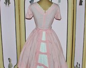 Vintage 1950's Pink and White Gingham Summer Picnic Dress with Lace Bodice and Skirt Panels. Small. Complimentary US Priority Shipping.