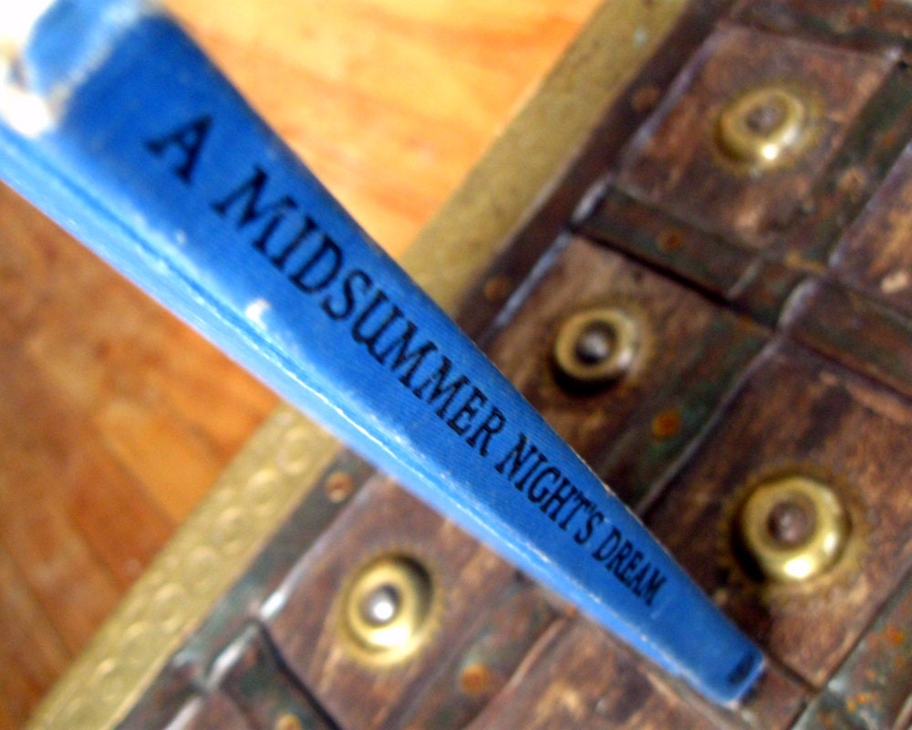 Midsummer Night's Dream - William Shakespeare - 1930s hardcover Shakespeare blue book