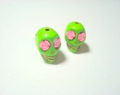 Pink Rose Eyes in Small Green Day of The Dead Skull Beads-12mm