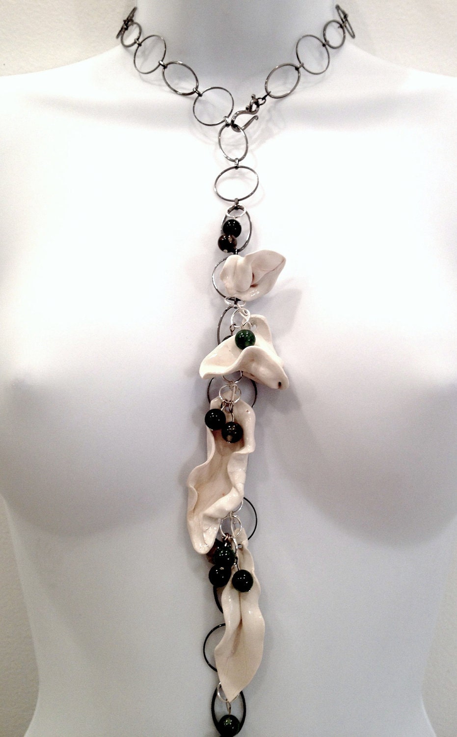 Sexy White Flower Petal Gun Metal Necklace