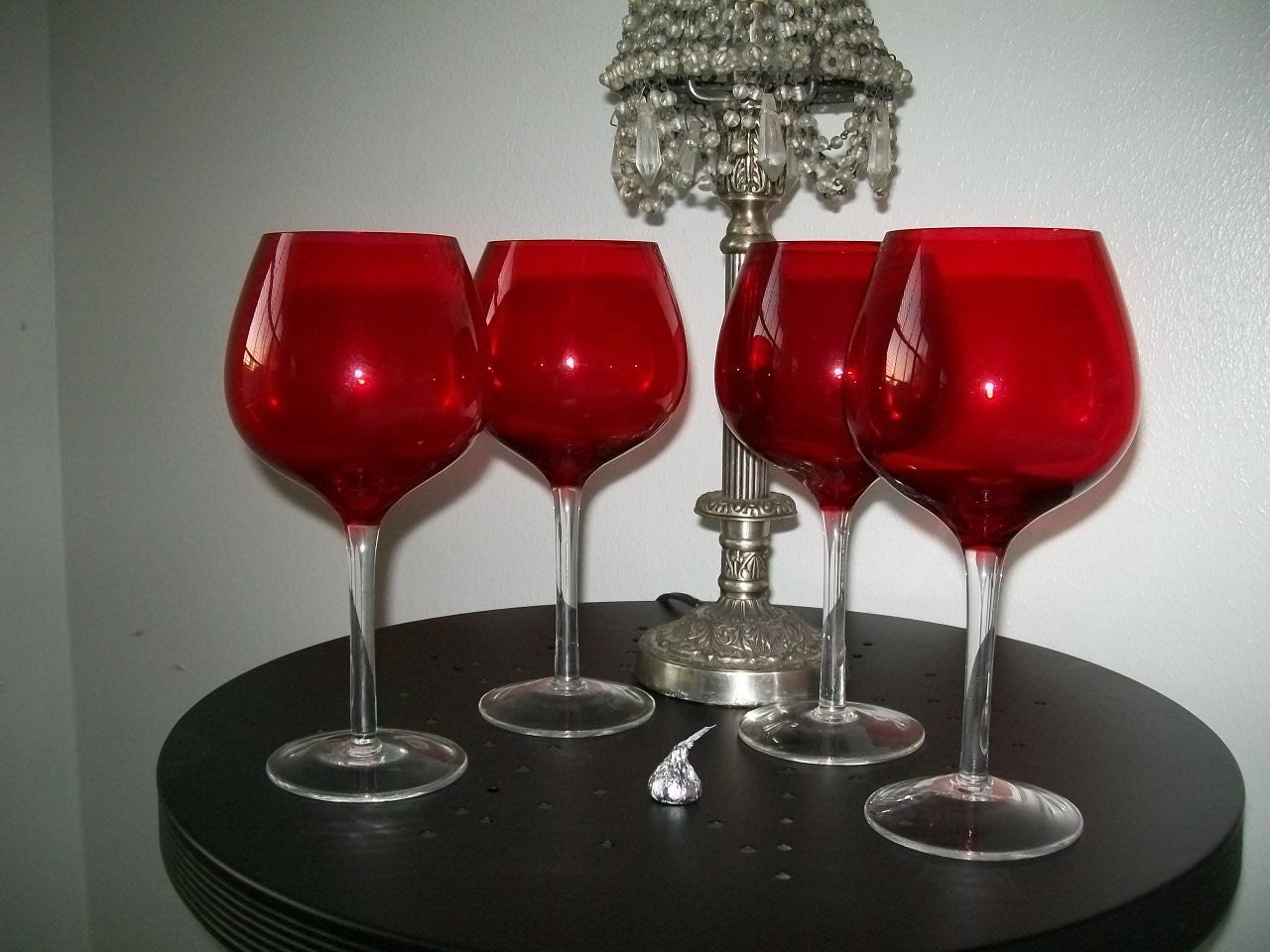 Beautiful Valentine Wedding Party Ruby Red and Clear Long Stem Wine Glasses Garnet